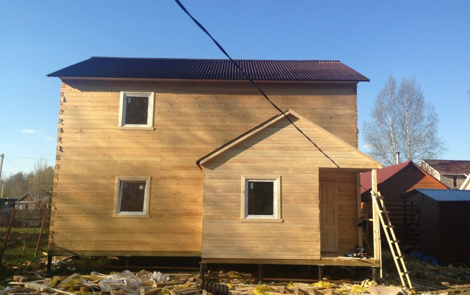 Двухэтажный деревянный дом из бруса (сундучок) - 2